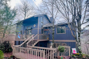 half Mi to Ski Spacious Home in Beech Mountain
